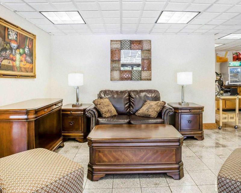 Quality Inn Forsyth Near Ga Public Safety Training Center Εξωτερικό φωτογραφία
