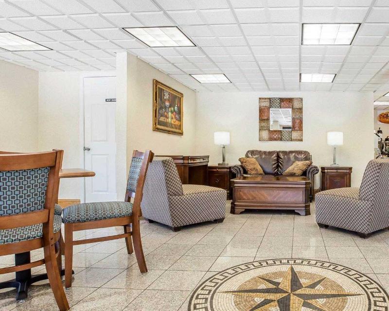 Quality Inn Forsyth Near Ga Public Safety Training Center Εξωτερικό φωτογραφία