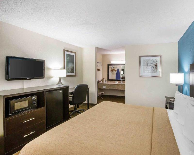 Quality Inn Forsyth Near Ga Public Safety Training Center Εξωτερικό φωτογραφία